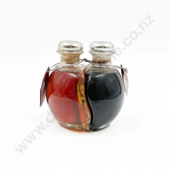 Two 200ml Bottles of Zuidiem Liqueur in Jar