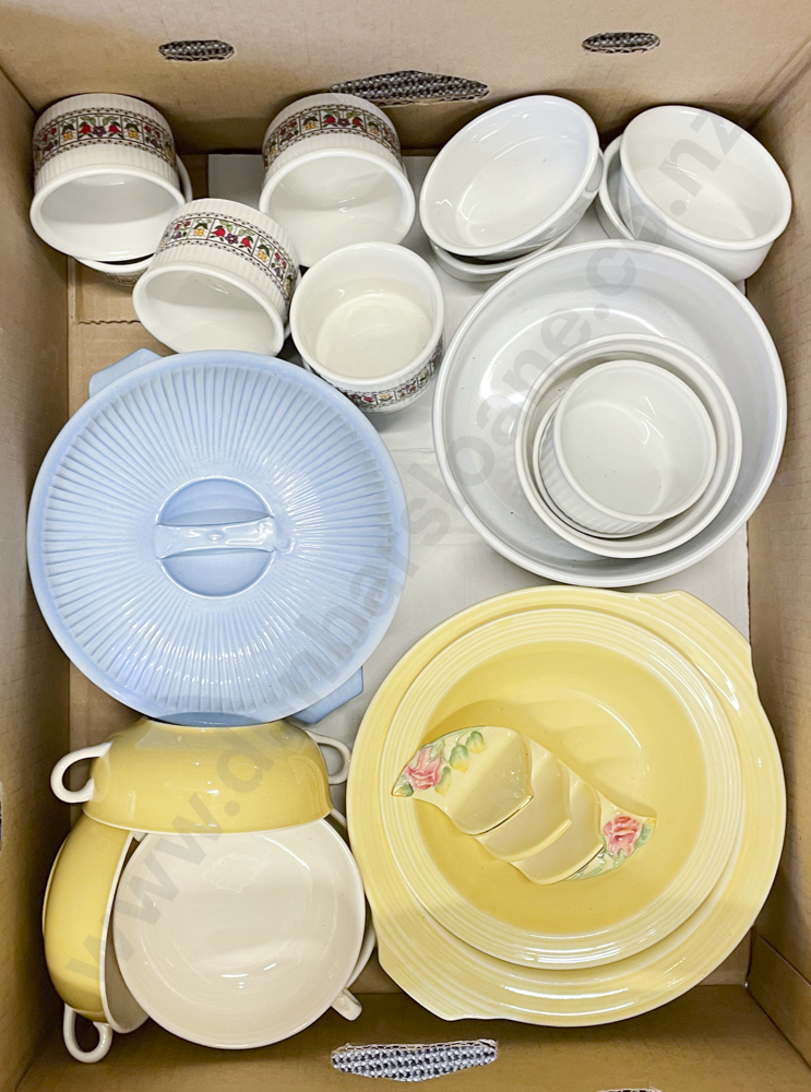 Box of Assorted Kitchen China Including RD and Wedgewood Image 1++