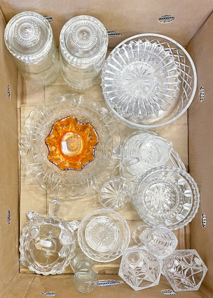 Box of Assorted Crystal and Glassware Image 1++