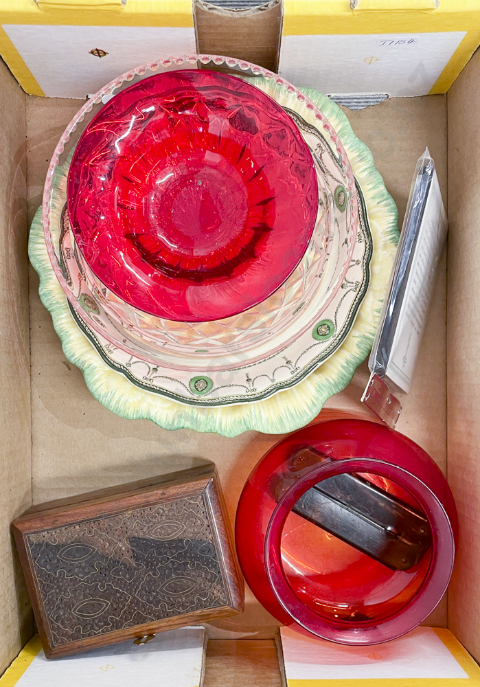 Box of Assorted Including Coloured Glass & China etc Image 1++