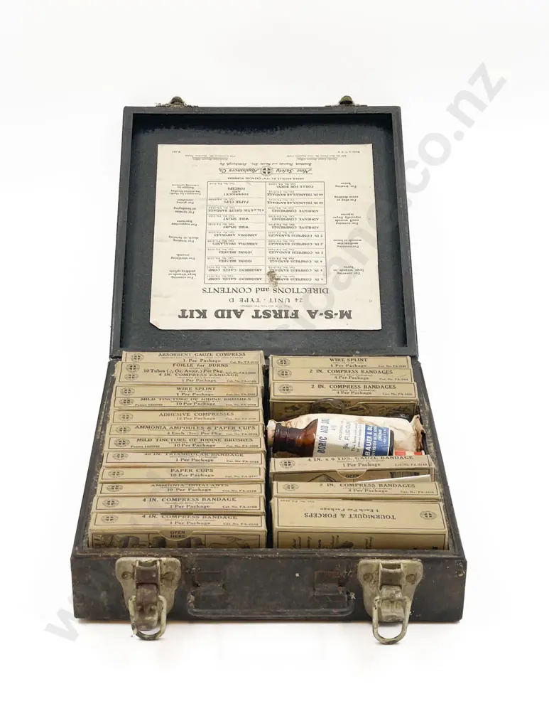 Vintage First Aid Kit Image 1++