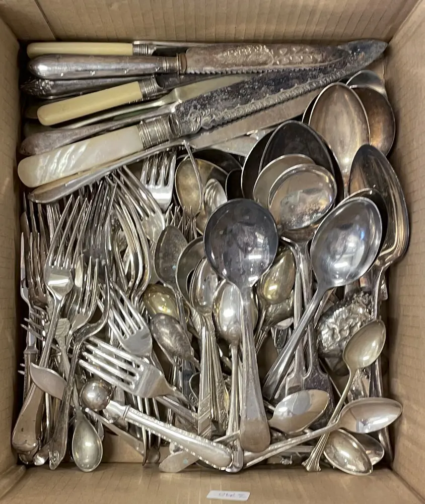 Small Quantity of S/P Cutlery Image 1++