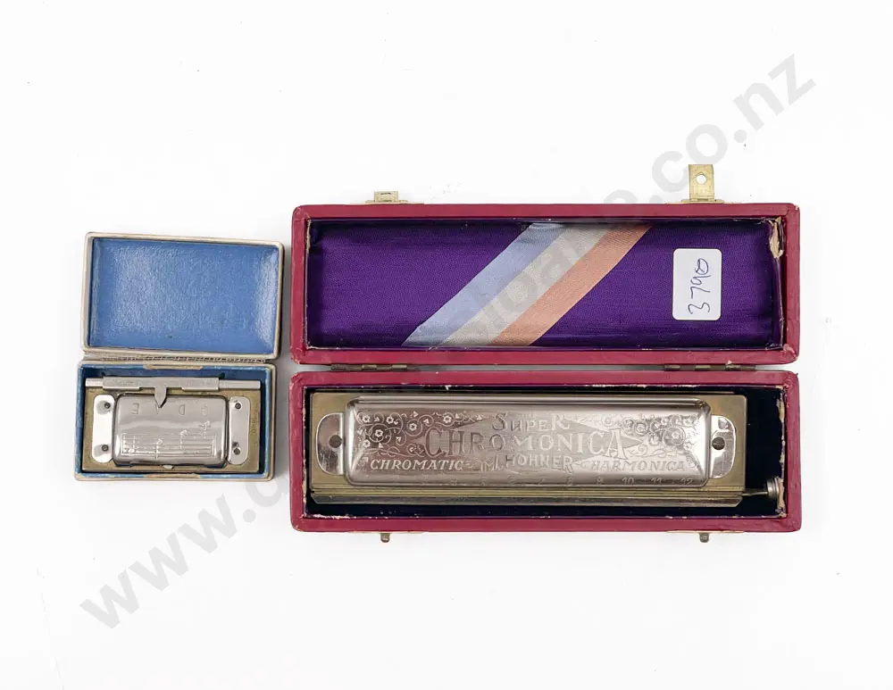 M. Hohmer Harmonica Together with True Tone Pitch Pipe Image 1++