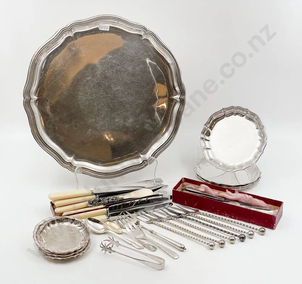 Quantity of Assorted S/P Cutlery with Assorted Trays and Dishes Image 1++