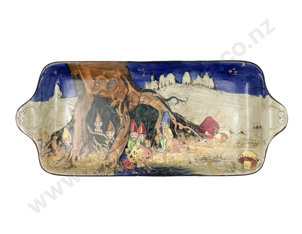 RD Gnome Pattern Tray Image 1++