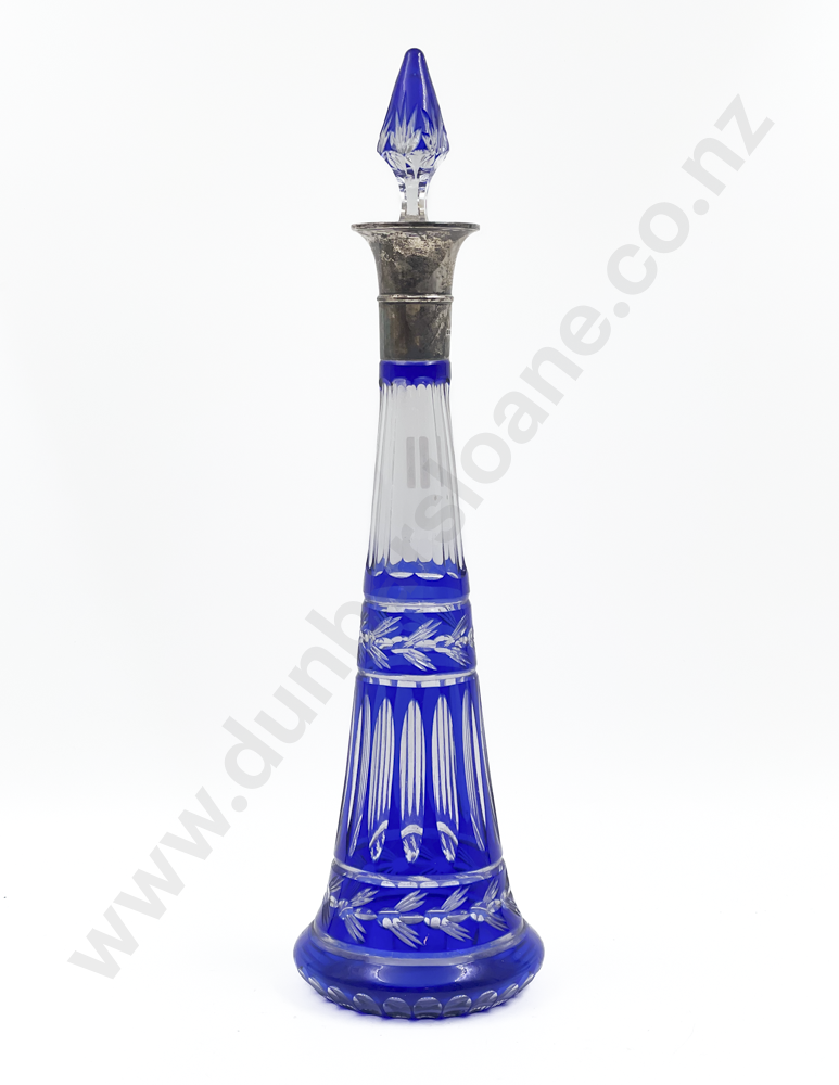 Flash Cut Conical Decanter with S/S Collar Image 1++