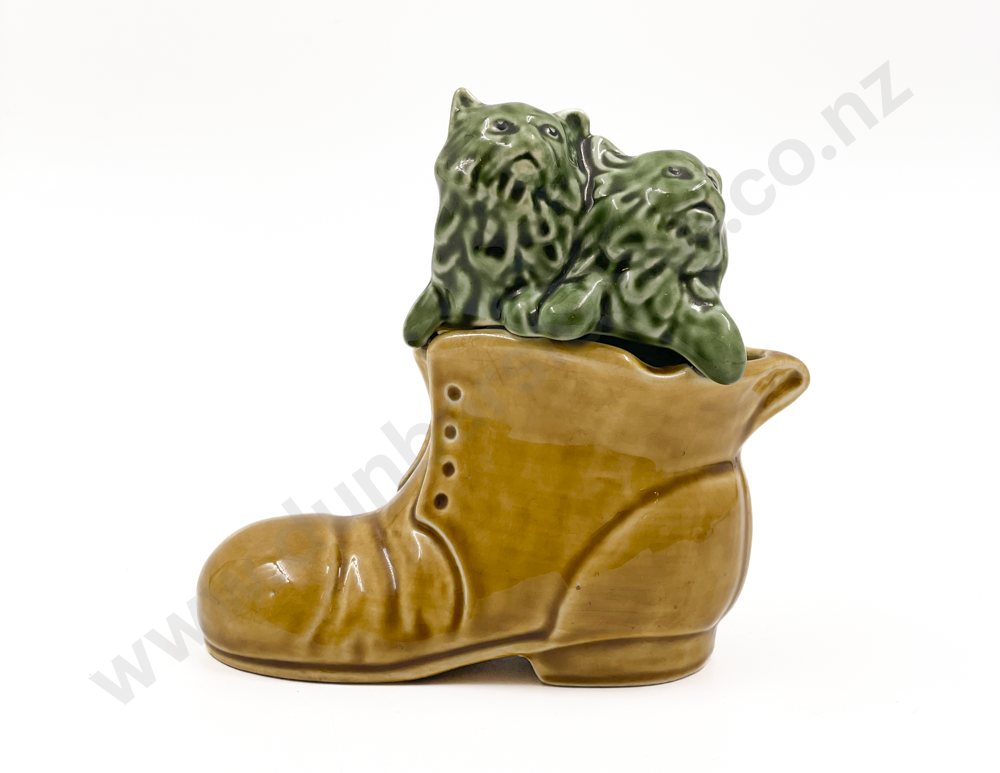 Sylvac Cat In Boot Ornament Image 1++