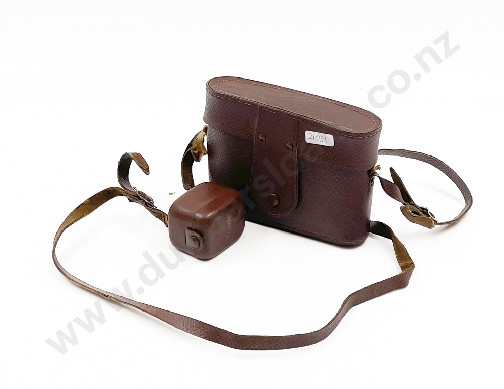 Vintage Leather Cased Camera Image 1++