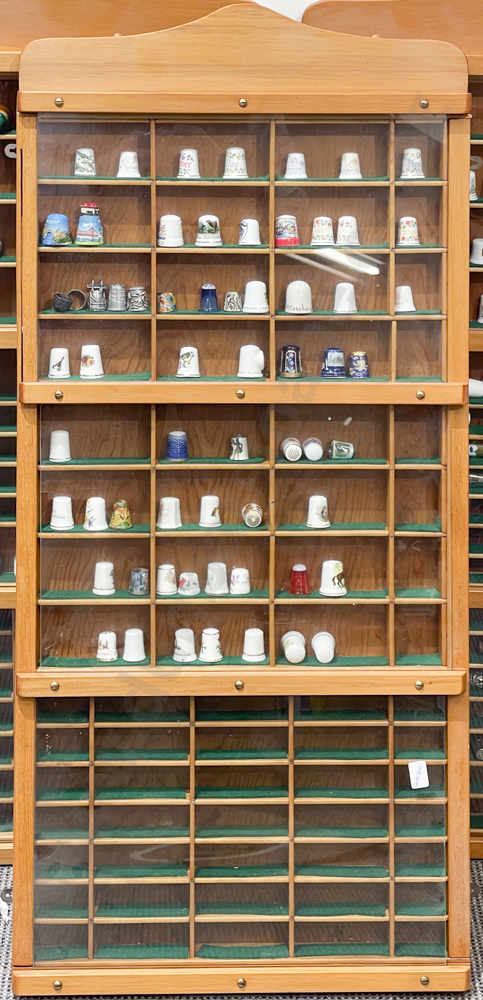 Three Panel Glazed Knick Knack Cabinet with Assorted Thimbles Image 1++