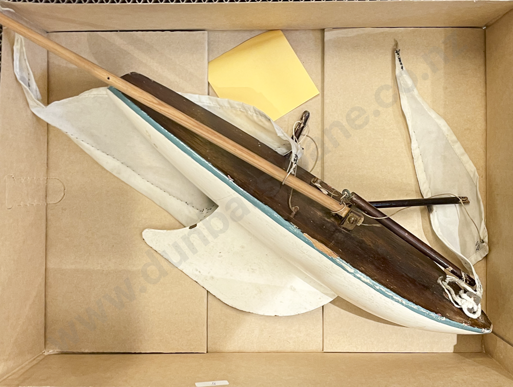 Vintage Model Yacht Image 1++