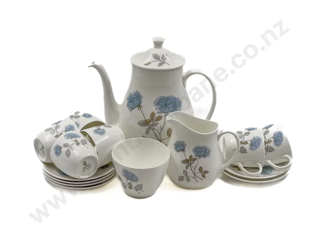 Wedgwood "Ice Rose" Tea Set Image 1++