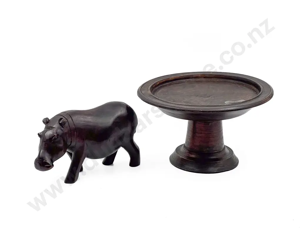 Wooden Comport with Hippo Ornament Image 1++