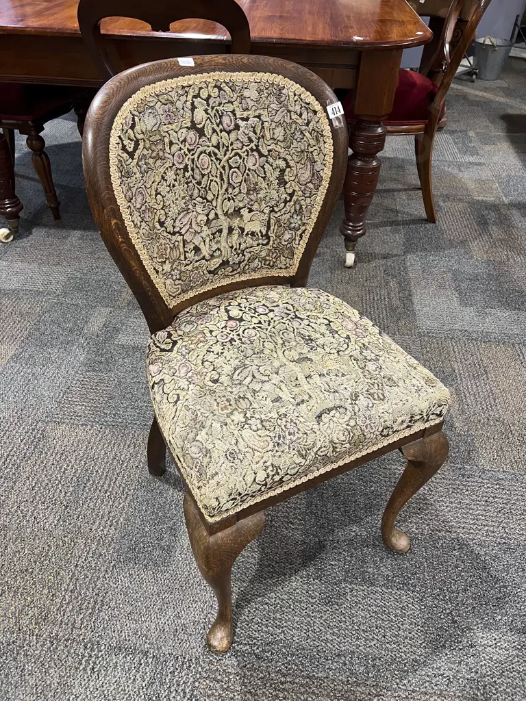 Tapestry Upholstered Oak Single Chair Image 1++