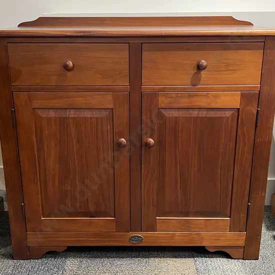 Rimu Sideboard