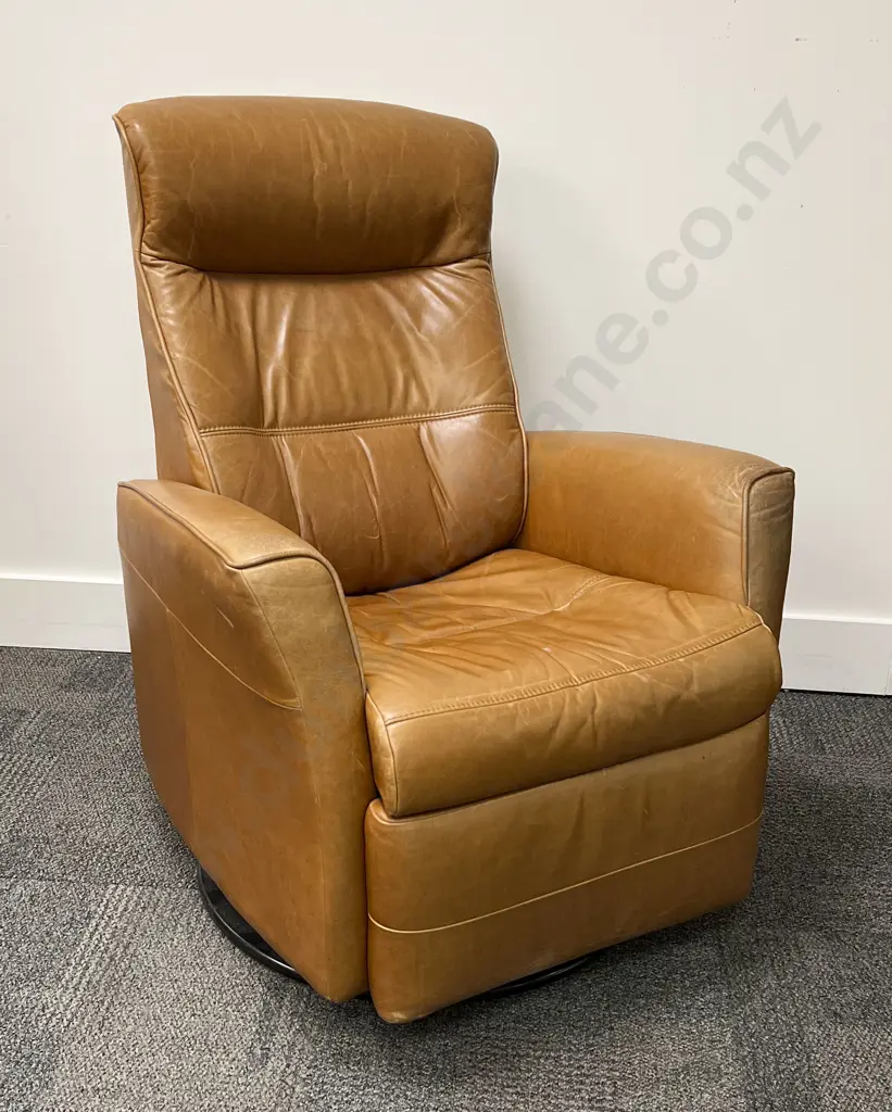 Leather Recliner Chair Image 1++