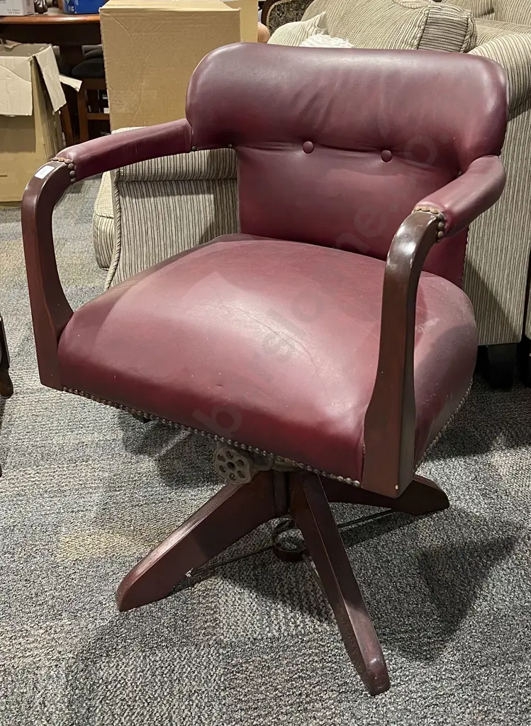 Leather Tub Chair Image 1++
