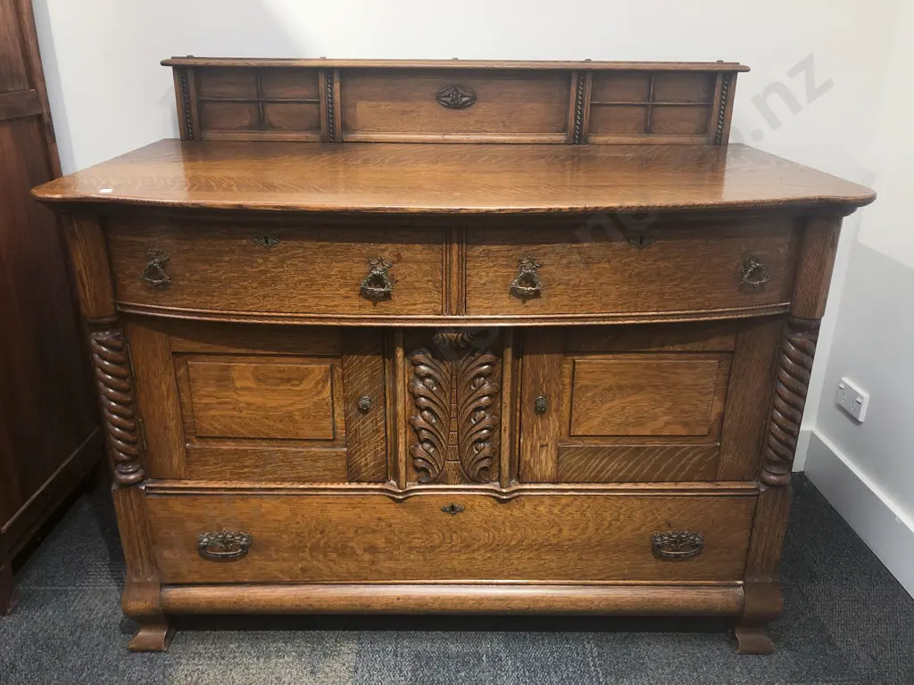 Fine Quality Early C20th Austrian Oak Bow Front Sideboard Image 1++