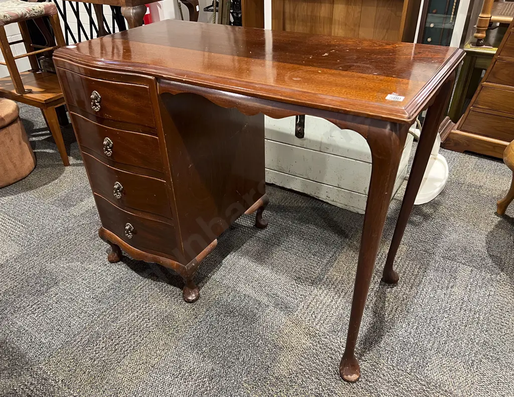 Mahogany Desk Image 1++