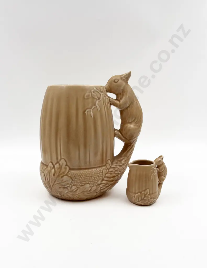 Sylvac Squirrel Handled Vase #1115 and Small Jug #1993 Image 1++