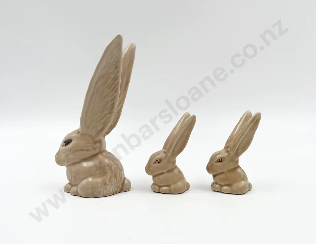 Sylvac Hare and Two Small Image 1++