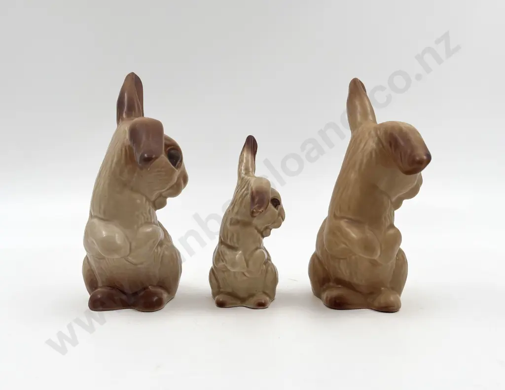 Three Sylvac Bunny Rabbits Image 1++