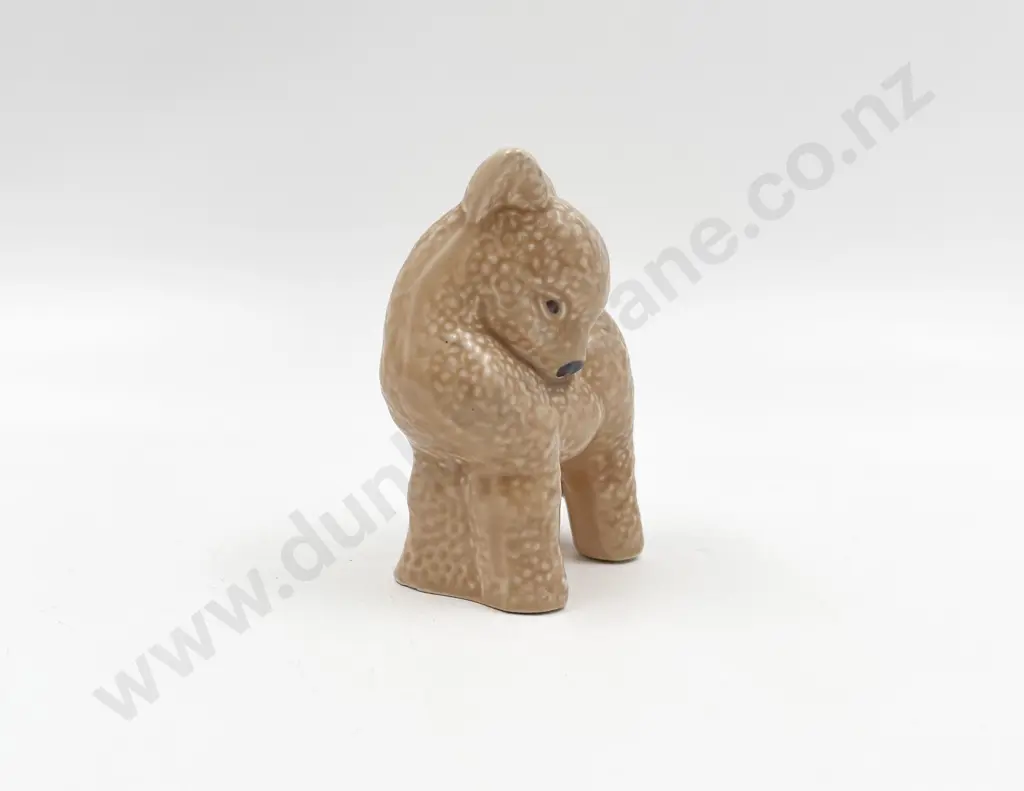 Sylvac Lamb #1659 Image 1++