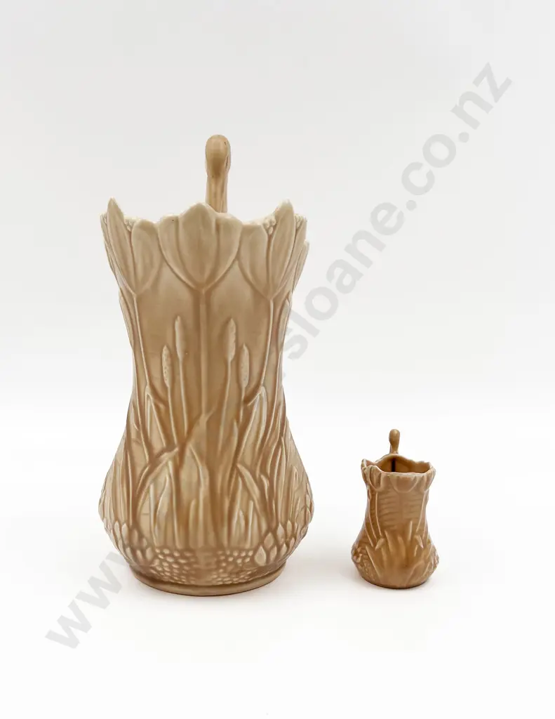 Sylvac Stork Handled Vase and Small Jug Image 1++