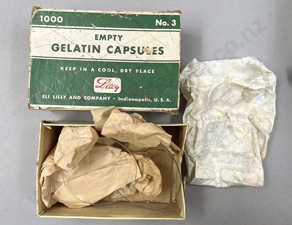 Chemist Scales (W & T Avery Ltd Image 1++