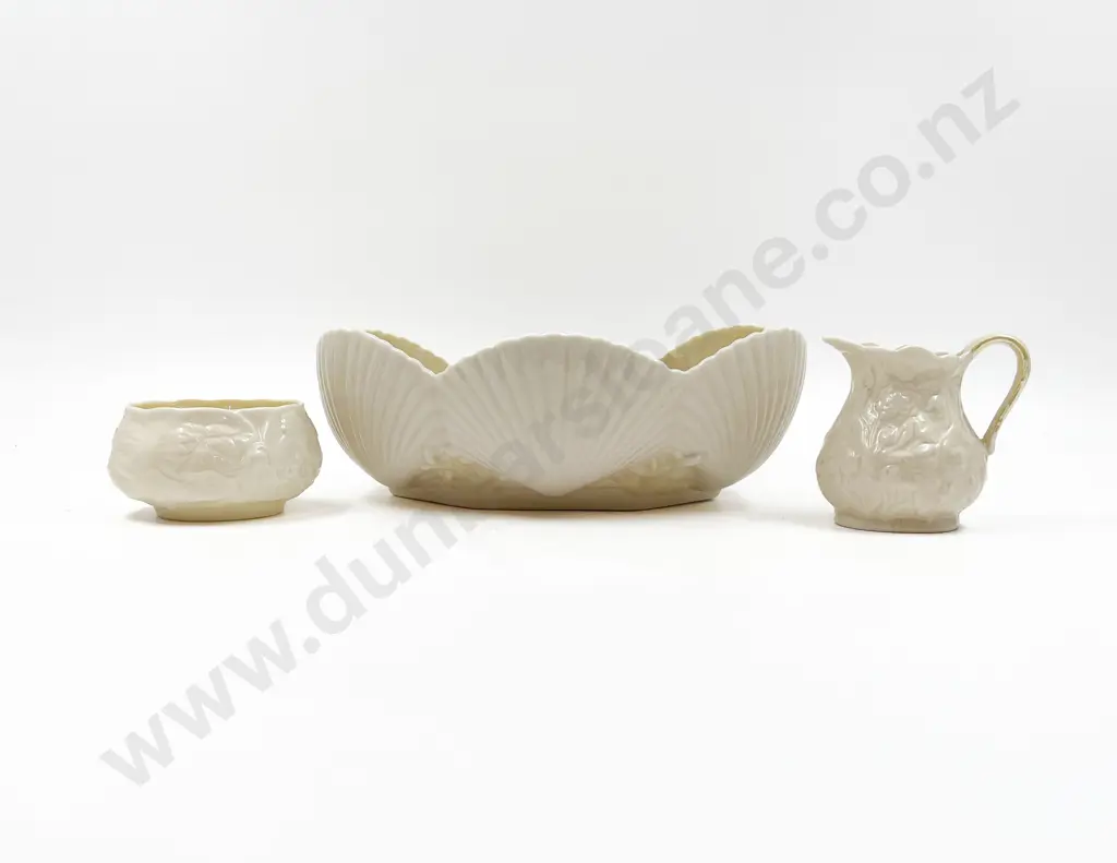 Large Belleek Scollop Shell Moulded Fruit Bowl Image 1++