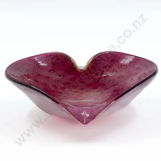 Murano Bullicante Dark Pink Heart Shaped Dish