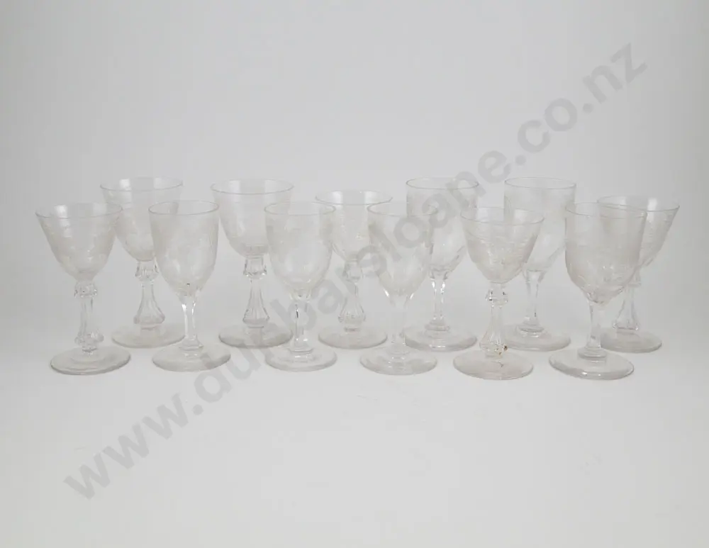 Twelve Lat Vict. Port Glasses Image 1++
