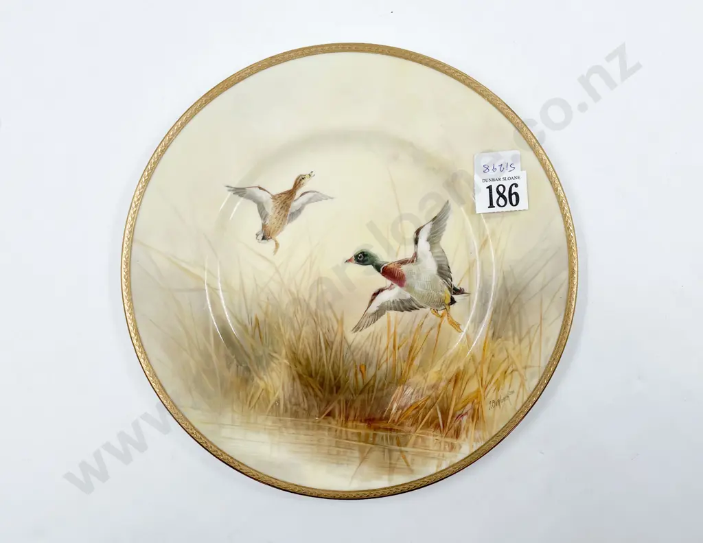 Royal Doulton Plate Image 1++