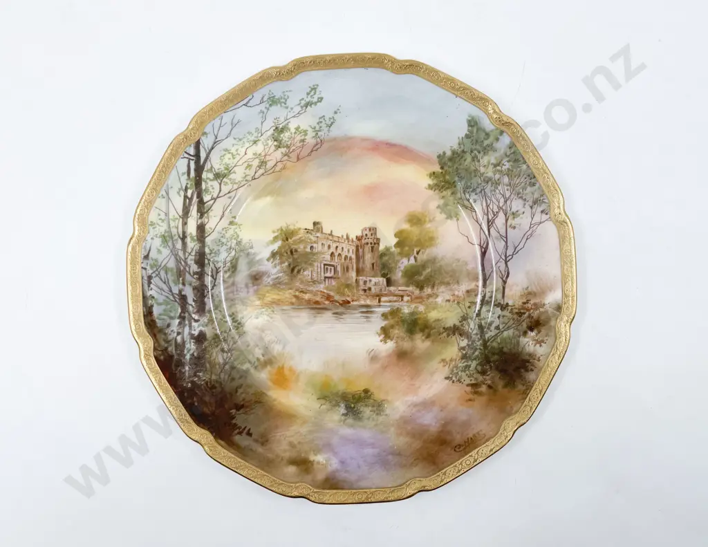 Royal Doulton Plate Image 1++