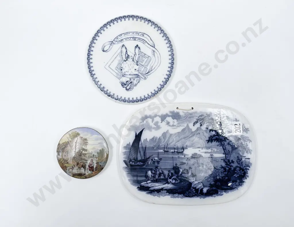 Victorian Romantic Scene Plaque Image 1++
