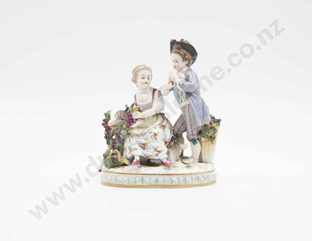 Meiji Period Satsuma Two Handled Sugar Bowl Image 1++