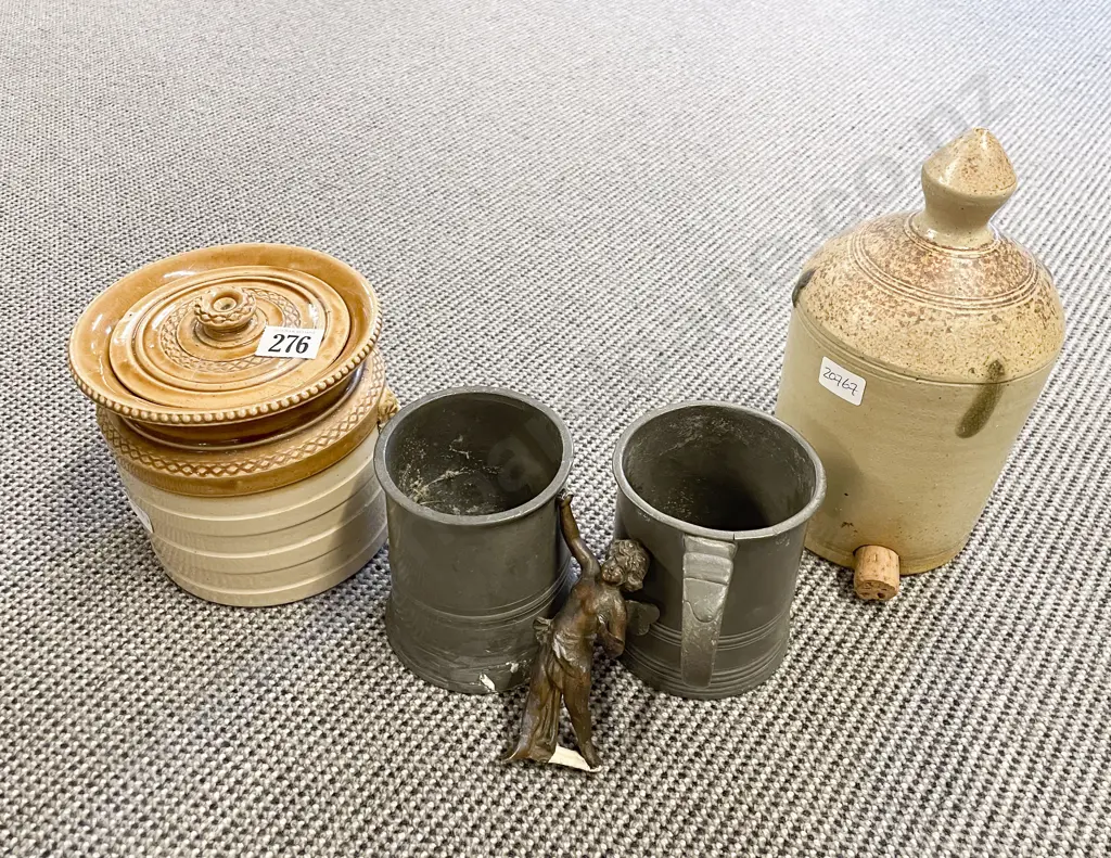 Small NZ Colonial Stoneware Bottle Keg and Kitchen Crock Image 1++