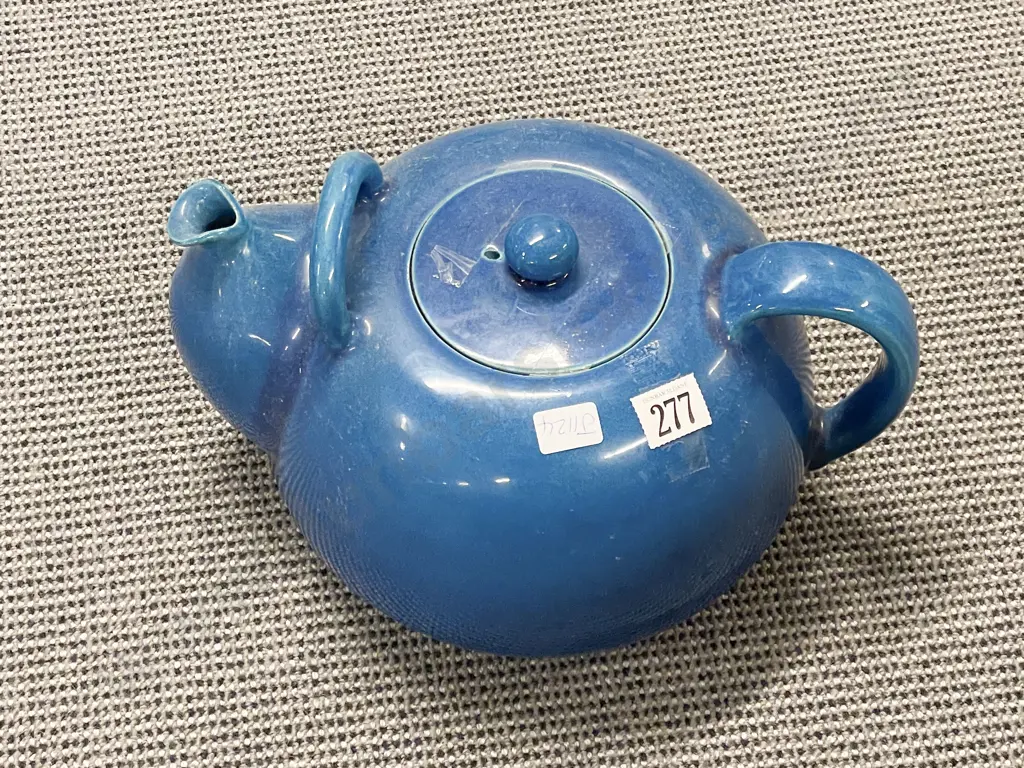 Denmark Oversized Stoneware Kettle Image 1++