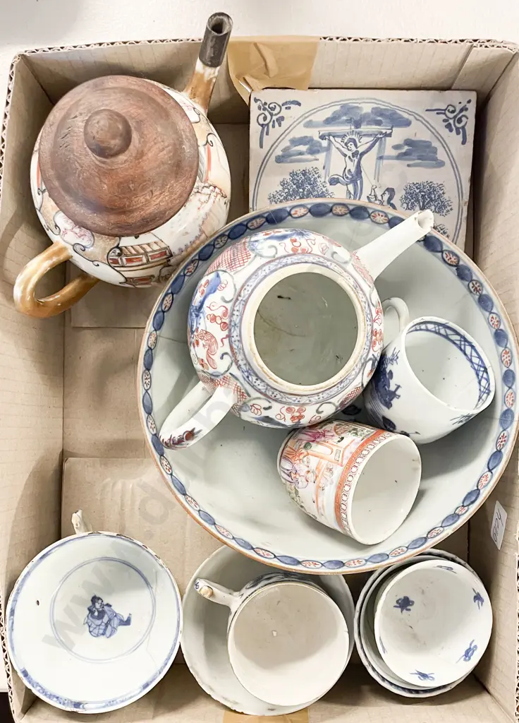 Collection of Chinese Late C18th/Early C19th Porcelains Image 1++