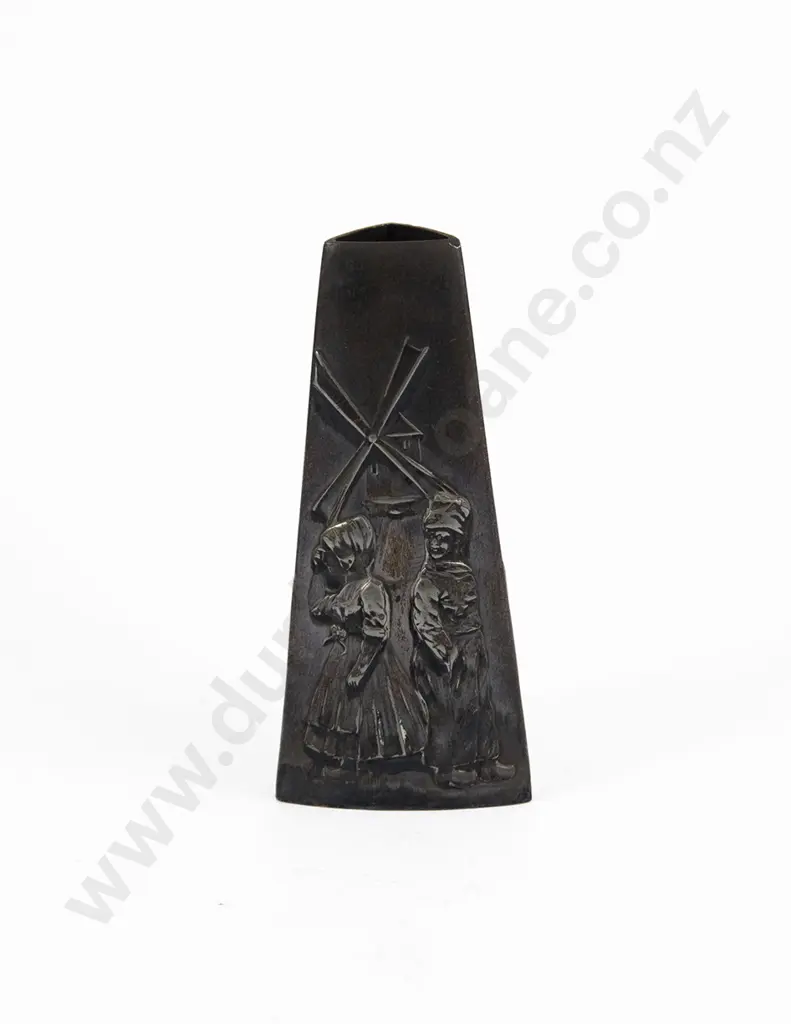 Small WMF S/Plate Triangular Specimen Vase Image 1++