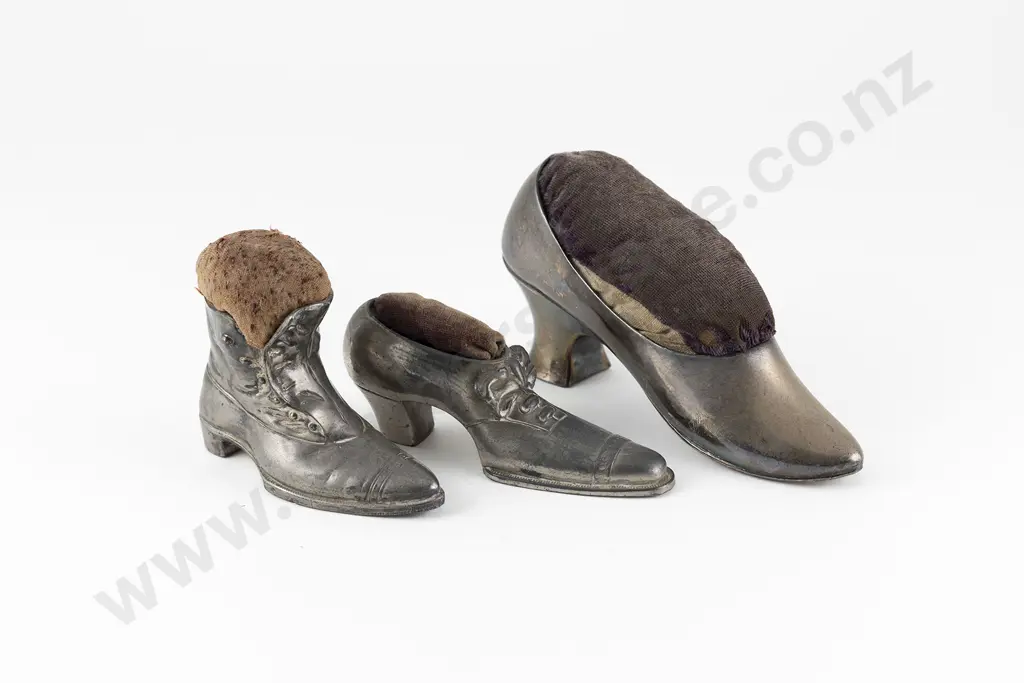 Three Vict Large S/Plated Shoe Pin Cushions Together with Three Vict Hand Clips Image 1++