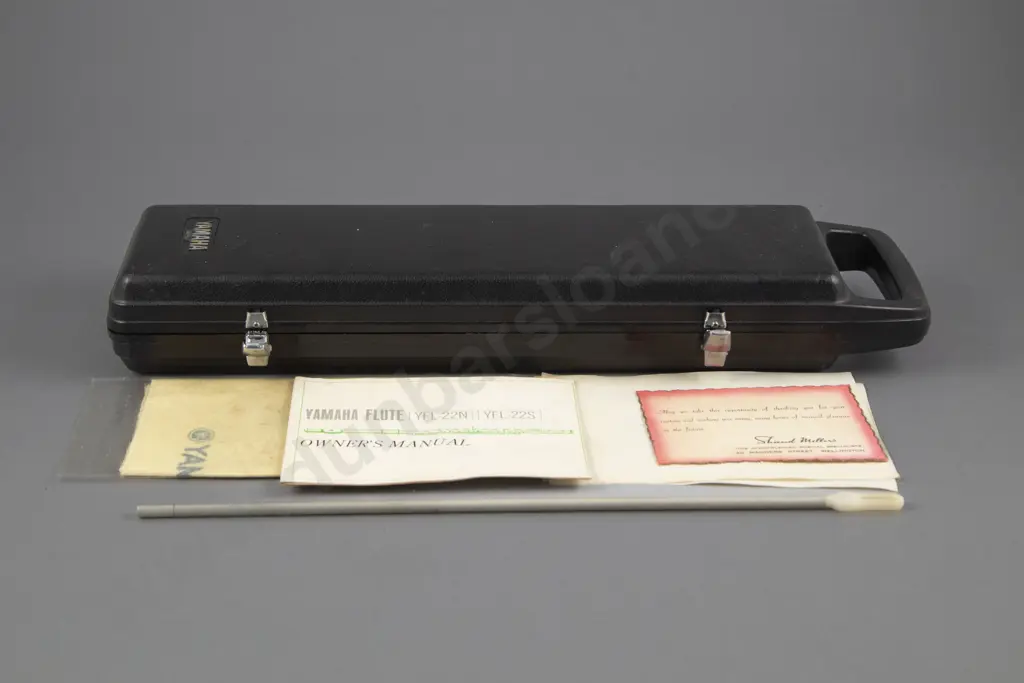 Yamaha YFL-22N Student Flute Image 1++