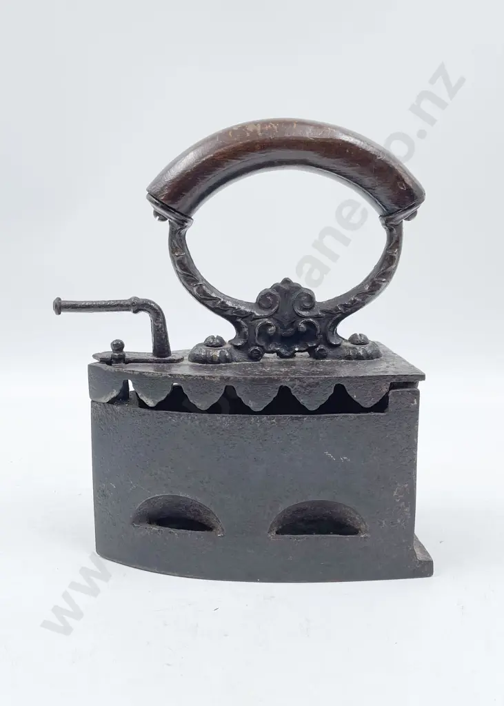 Vict Coal Iron Image 1++