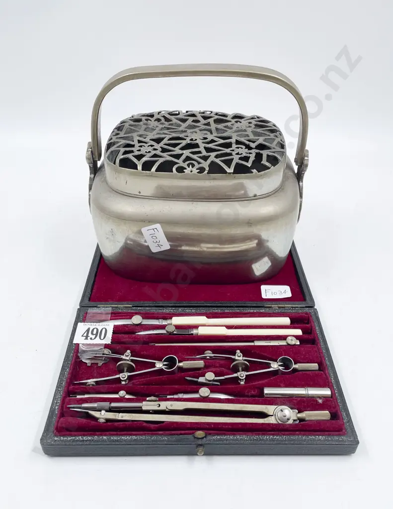 Cased Drawing Instrument Set & Metal Basket Image 1++
