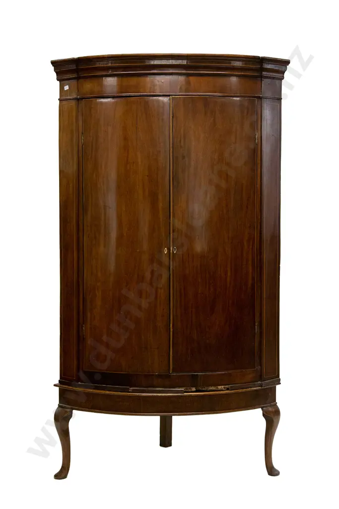 Geo III Mahogany Corner Cupboard on Stand Image 1++