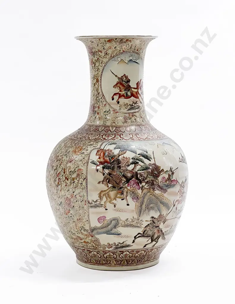 Large C20th Chinese Floor Vase Image 1++