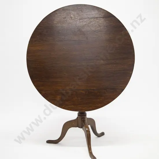 Geo III Circular Oak Snap Top Supper Table