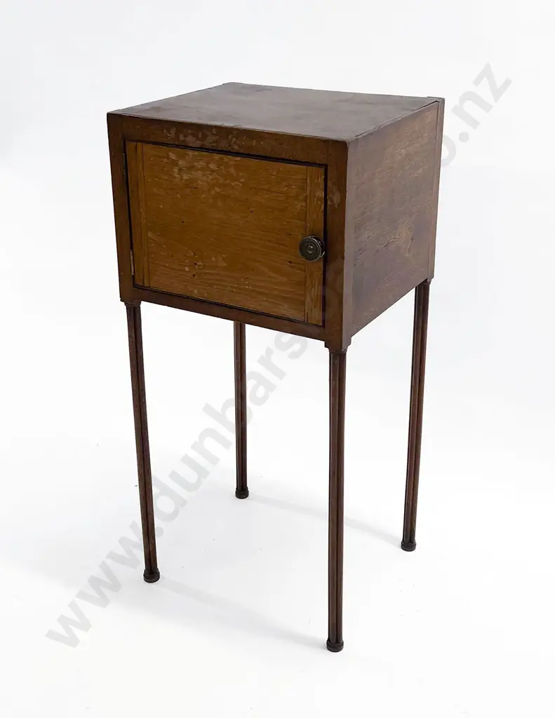 Vict Oak Pot Cupboard Image 1++