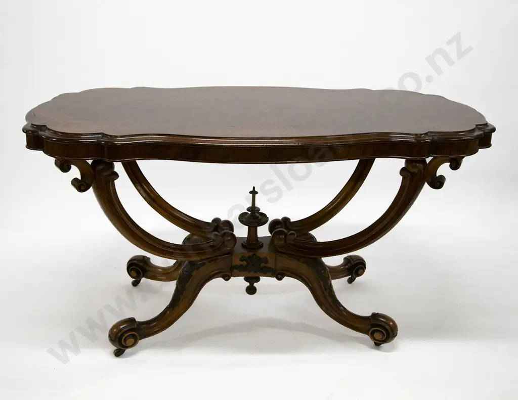 Vict Burr Walnut Centre Table Image 1++