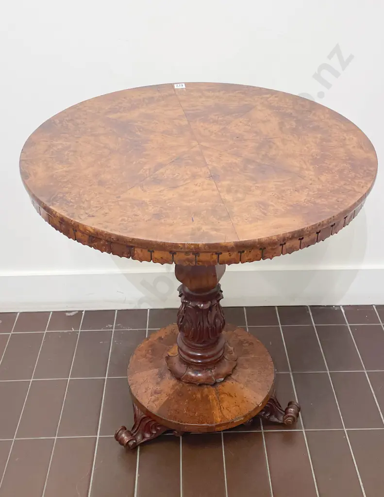 C19th NZ Colonial Burr Totara on Huon Pine Tilt Top Circular Occasional Table Image 1++