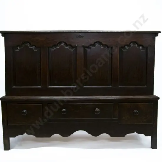 Geo III Oak Mule Chest
